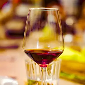 esperienza degustazione IA generica