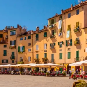 lucca piazza